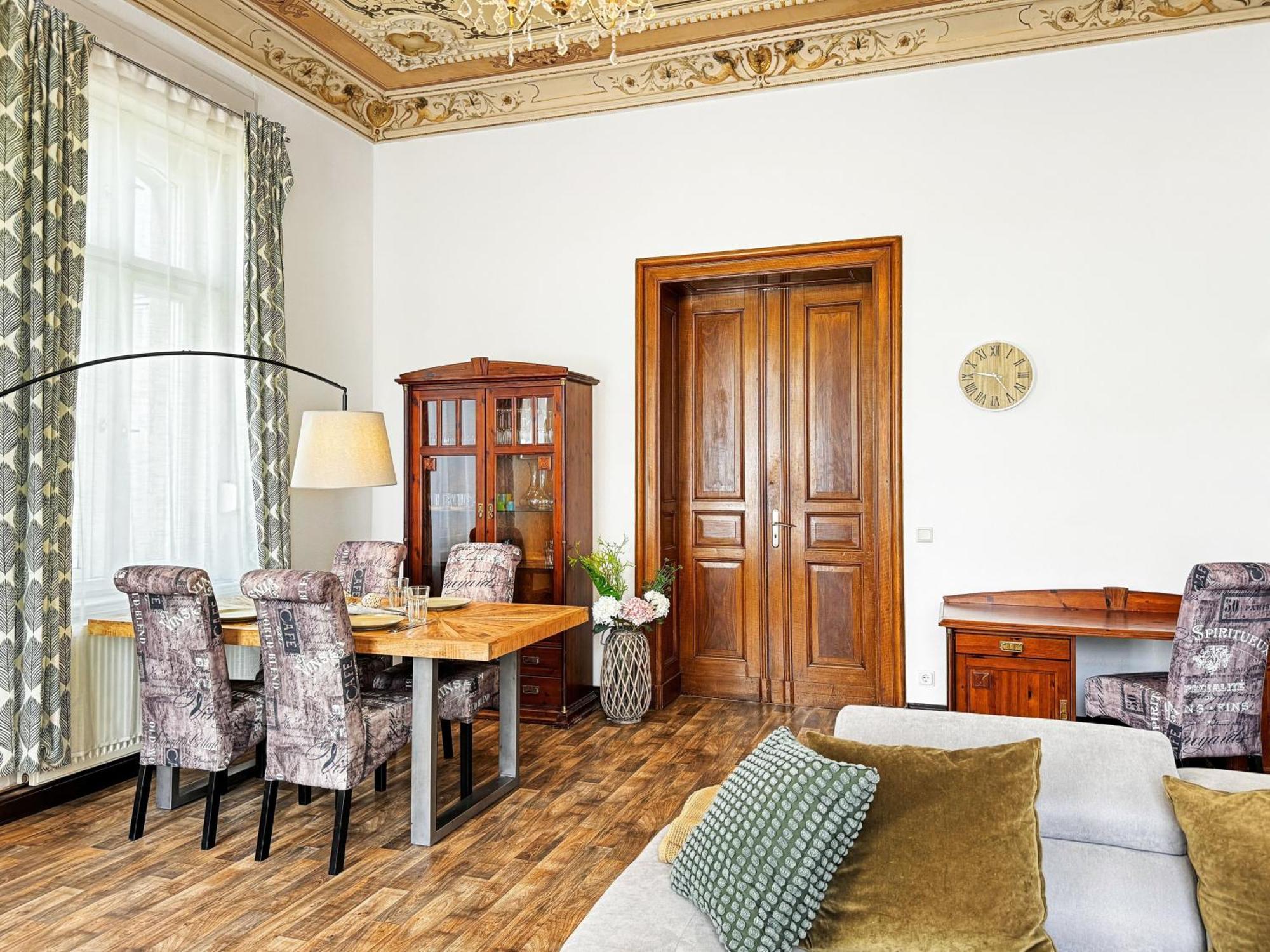 Ferienwohnung Villa Nieske - Jugendstil Denkmal, Free Wlan & Parken, Self Check-In, Smart-Tv Herzberg  Экстерьер фото